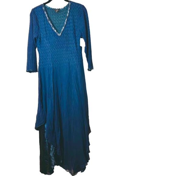 Komarov beaded V-neck 3/4 sleeve ruffled tiered dress in Navy size Small… - Picture 5 of 6